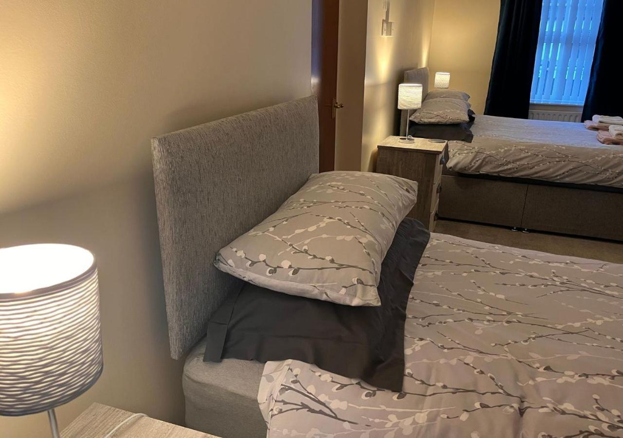 3 Bedroom Apartment, Ballymena, The Wee Stop Gap Dış mekan fotoğraf